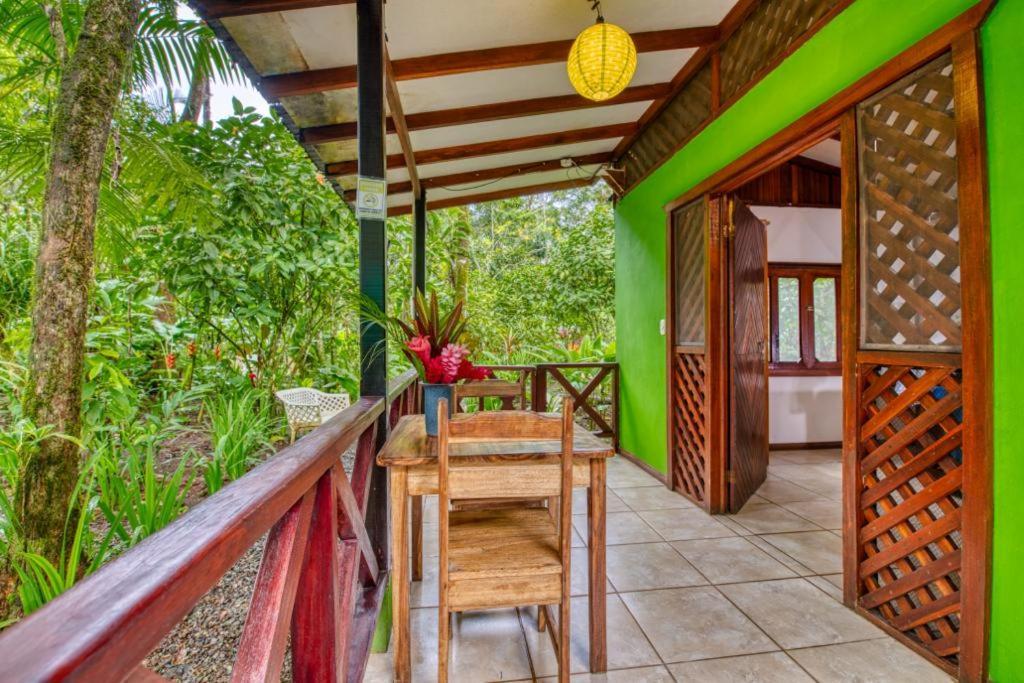 Pachamama Jungle River Lodge - Punta Uva Puerto Viejo de Talamanca Exterior foto